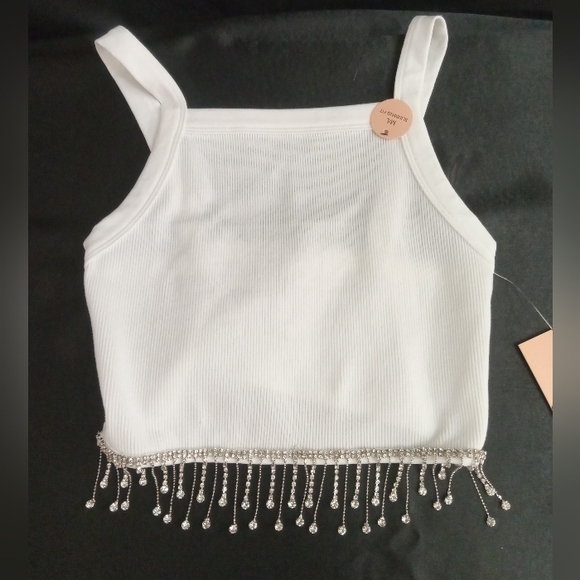 New Mix Classic - Crop Top with Rhinestone embellishment hemline - Picture 6 of 9